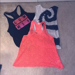 Pack of 3 Aeropostale woman’s size XS tanks